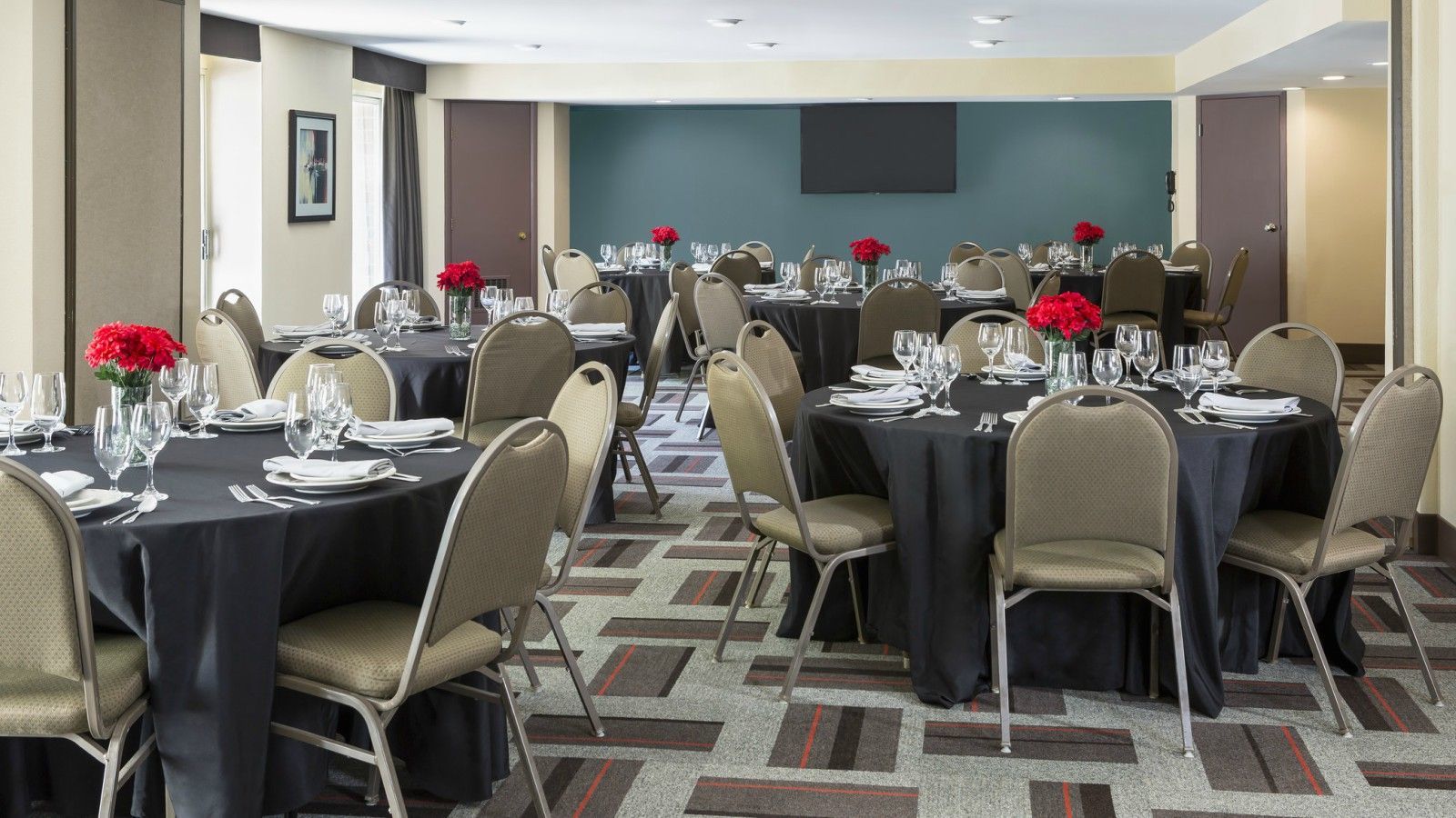 Four Points By Sheraton Buffalo Grove Hotel Business photo